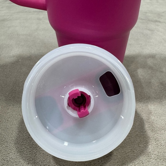 Stanley 30oz Tumbler Pink - Picture 7 of 9